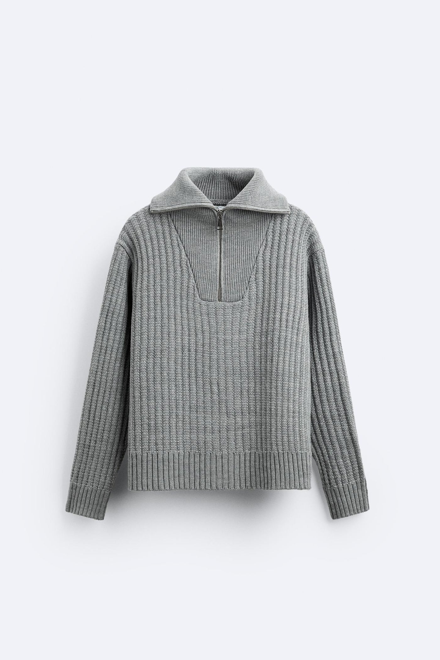 Klassischer Rippstrick-Pullover mit Reißverschluss