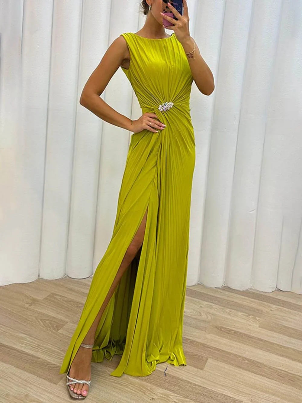 Davina - Plissiertes Maxi-Abendkleid