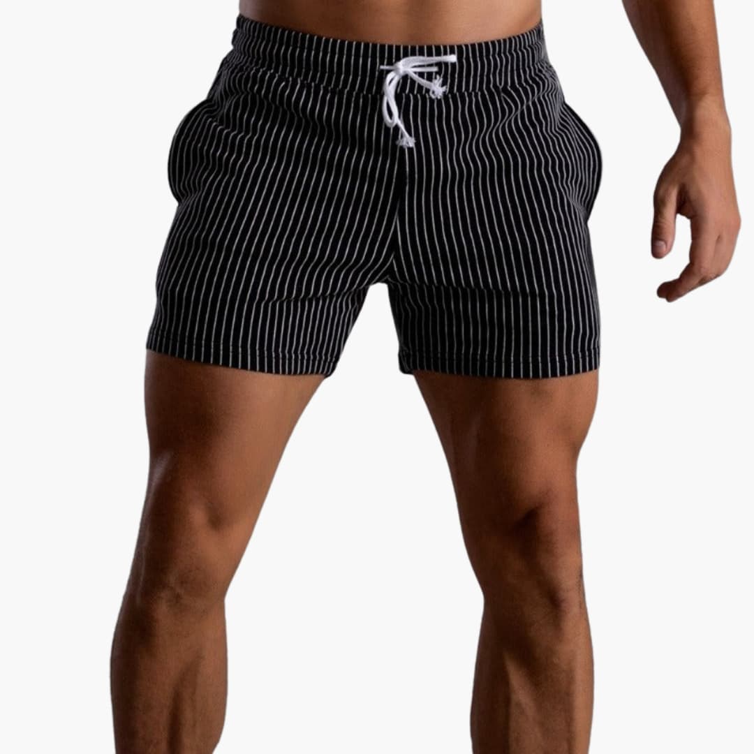 Gestreifte Shorts mit Kordelzug - für Herren im Sommerstil