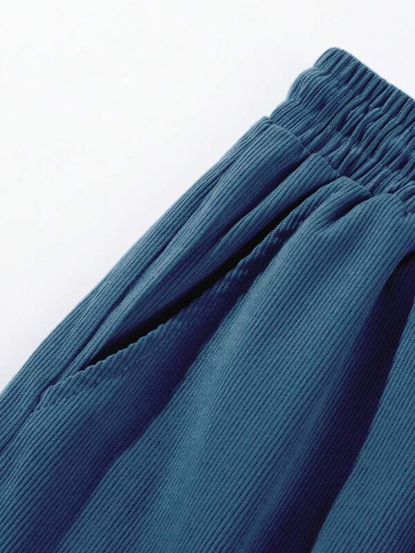 Zachary | Herren Shorts aus Cord mit leichtem Stretch und zeitloser Ästhetik