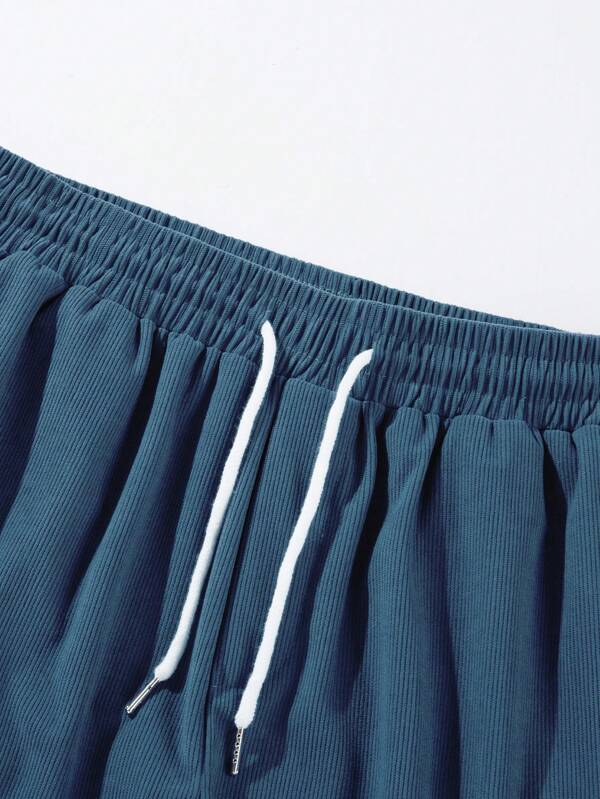 Zachary | Herren Shorts aus Cord mit leichtem Stretch und zeitloser Ästhetik