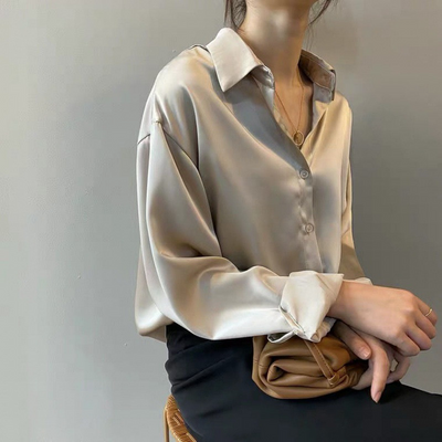 Shae - lockere und weite Satinbluse für Damen
