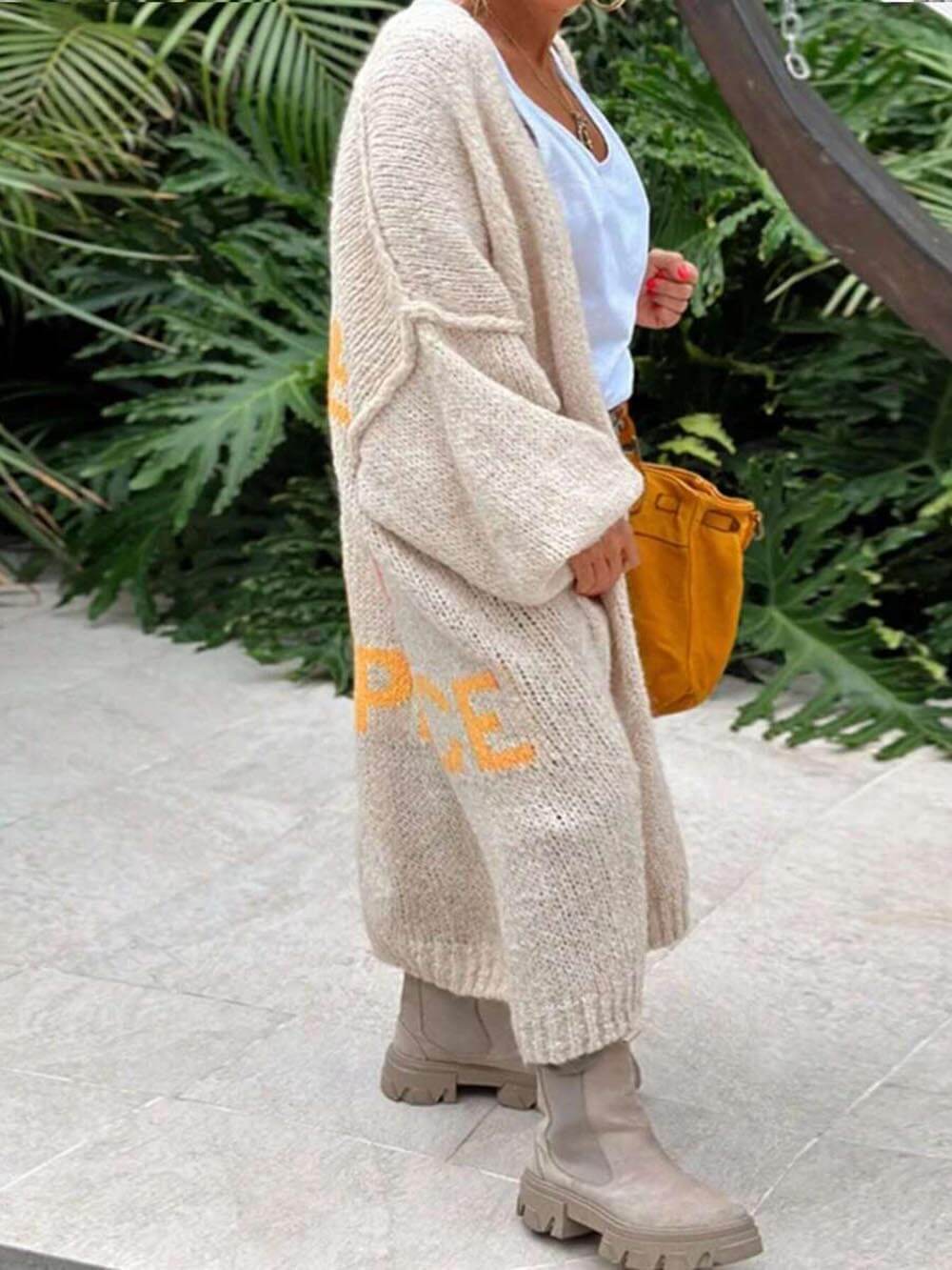 Lässiger großer Cardigan mit Herzmuster und Taschen