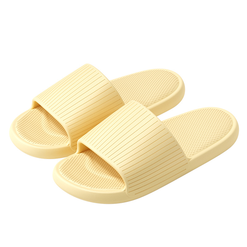 Sommerliche Herren-Slipper mit Antirutschsohle – 1+1 Gratis Aktion