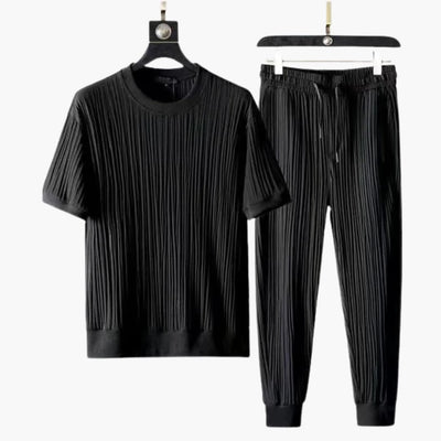 Männer Plissee Zweiteiler mit Rundhals T-Shirt und Jogginghose