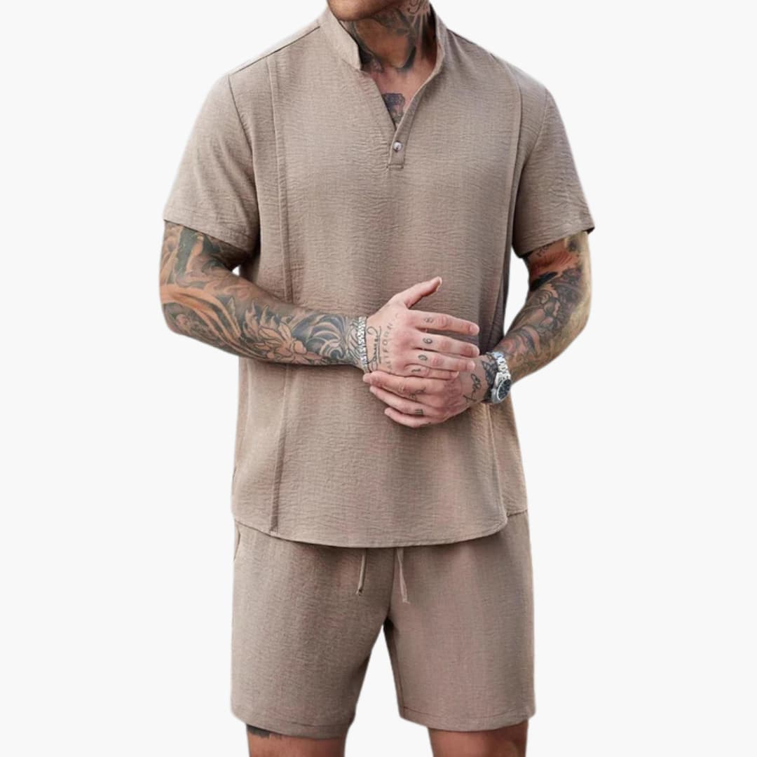 Herren Set mit Henley Shirt und Shorts für den Sommer