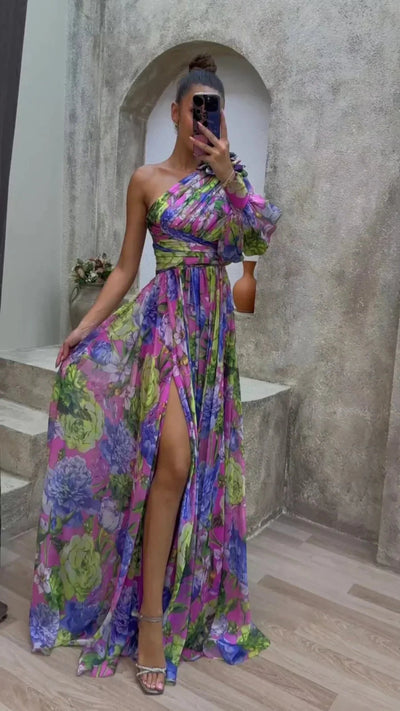 Mckenna | Atemberaubendes fließendes Kleid