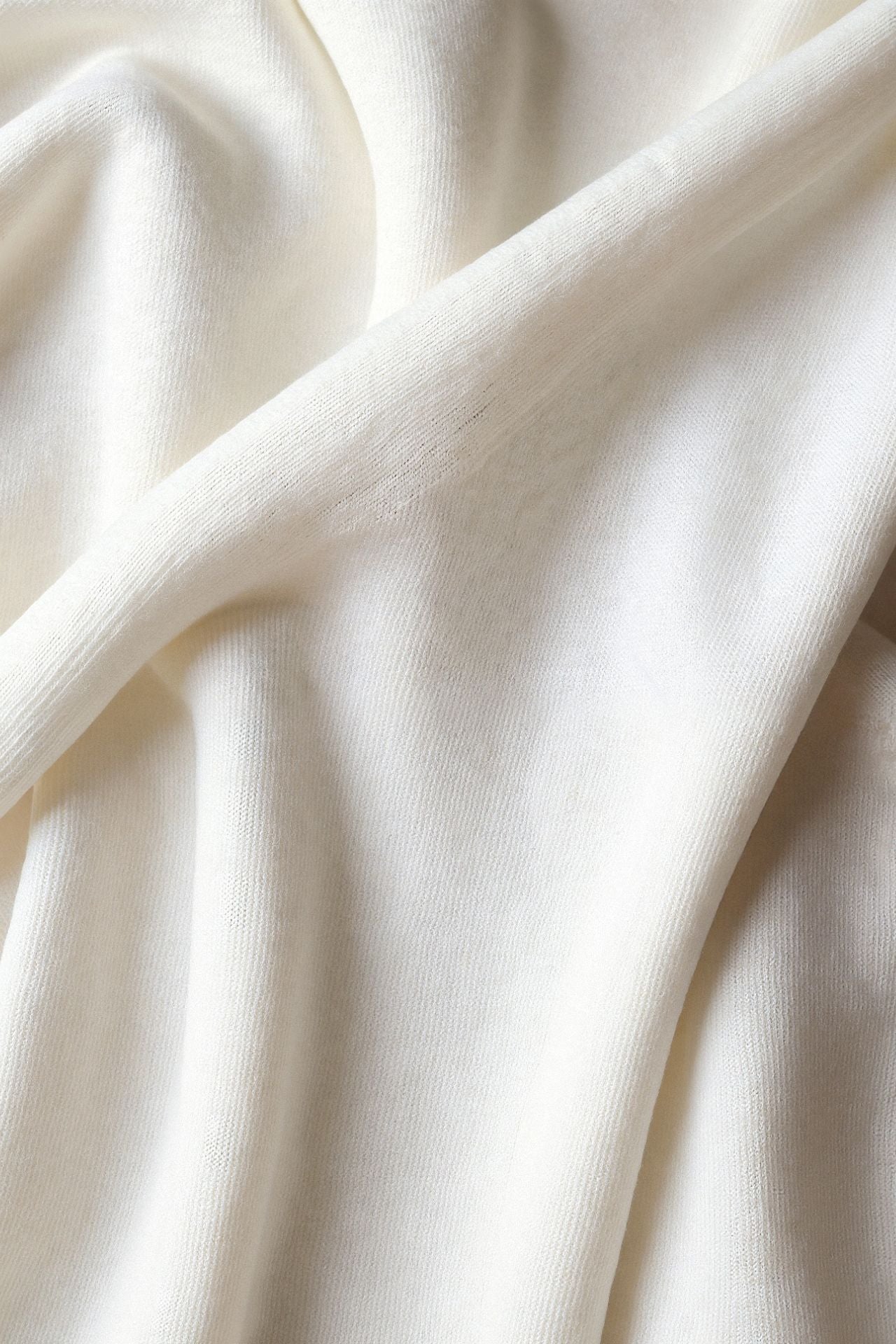 Minimalistischer Sweatshirt mit Reißverschlusskragen