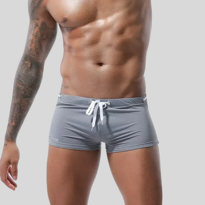 Sandro  | Der eng anliegende Badeanzug für einen sicheren und stilvollen Sommer