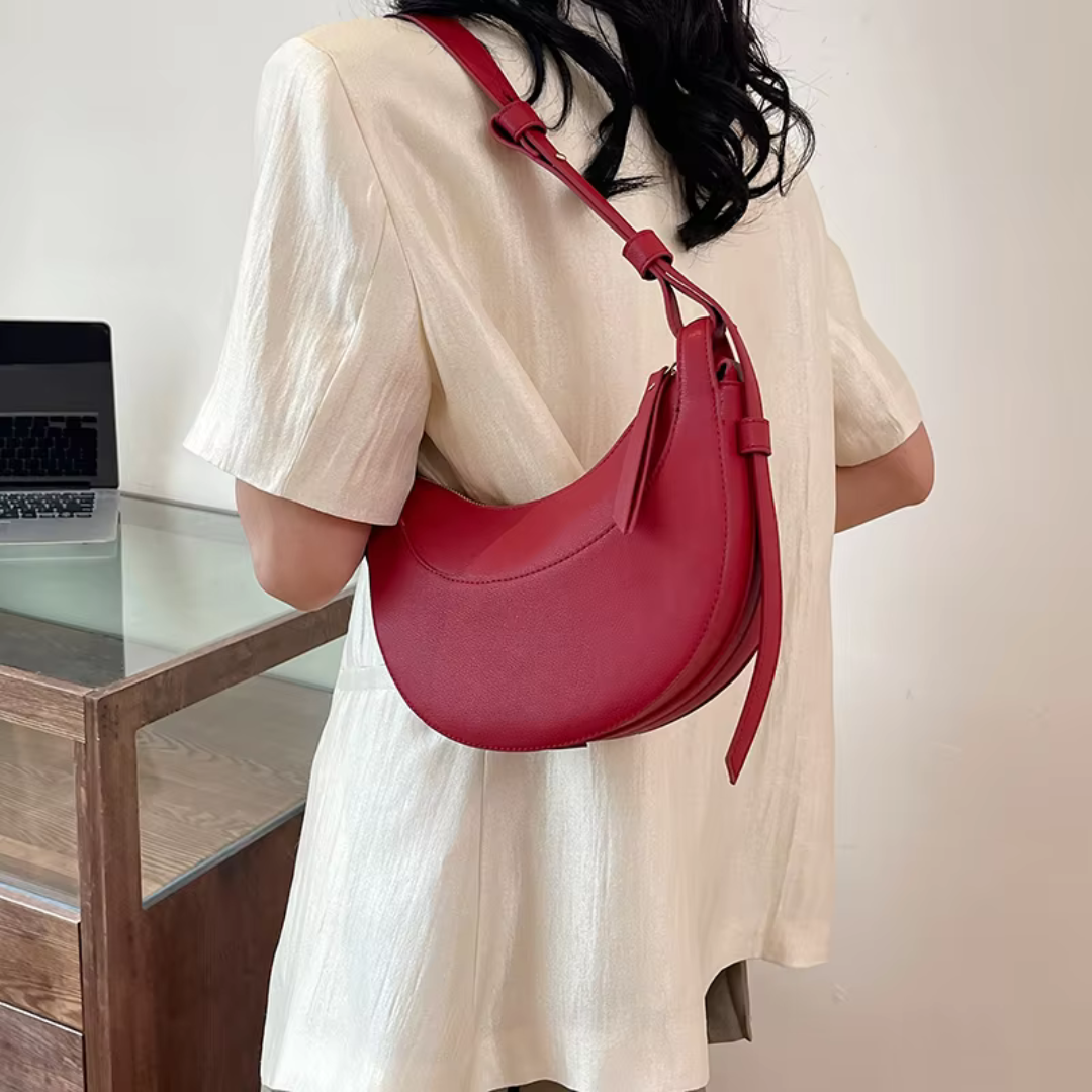 Halbmondförmige Umhängetasche für Damen | Elegant
