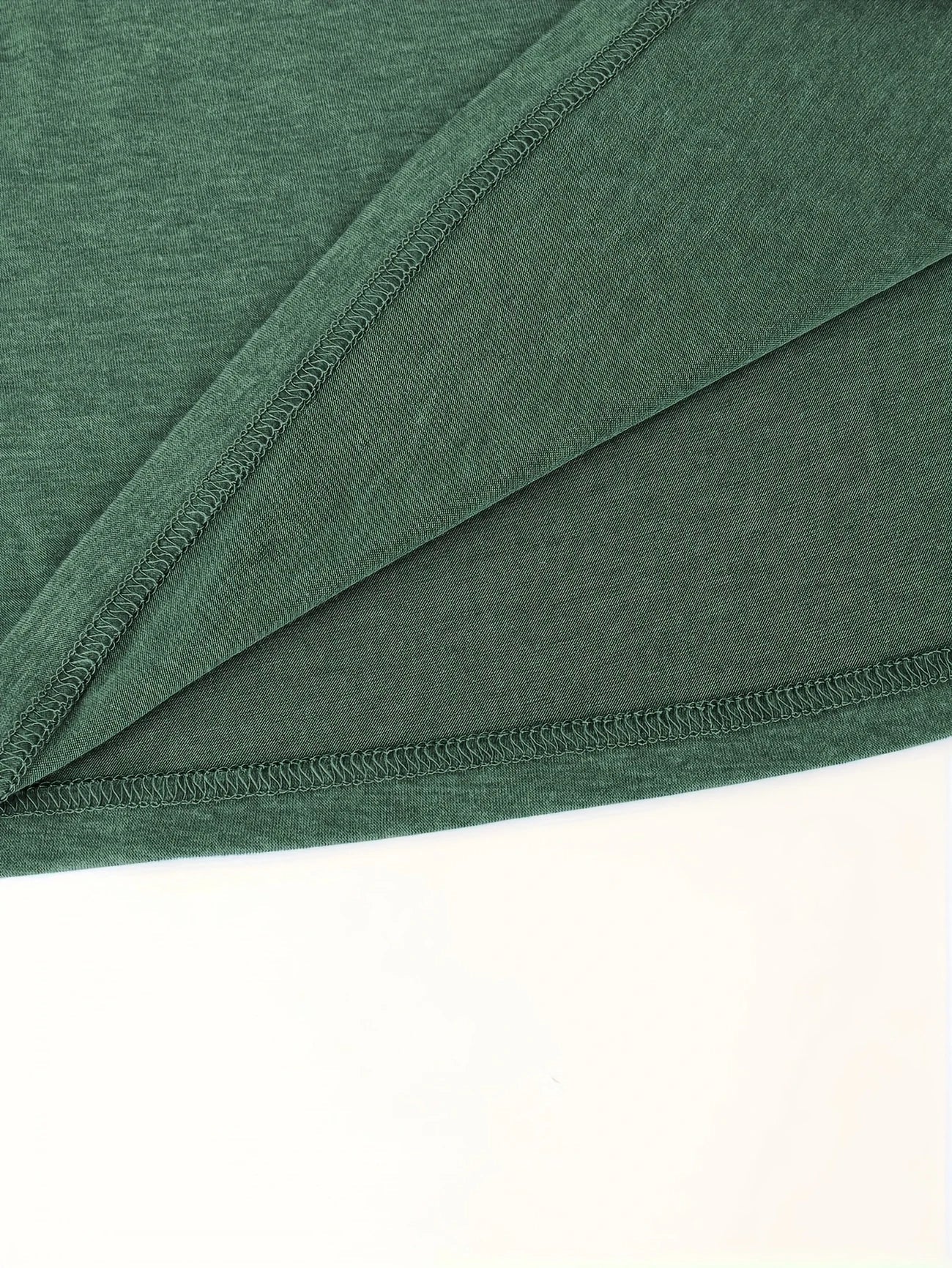 Ambrose | Kurzarm-Shirt mit atmungsaktiven Blütenblättern