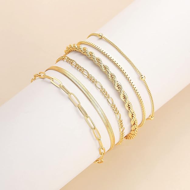 Isabella Vernetta Gold Bracelet Set