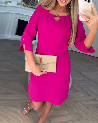 Kamelia – Mini Kleid Mit Schlüsselloch Ausschnitt