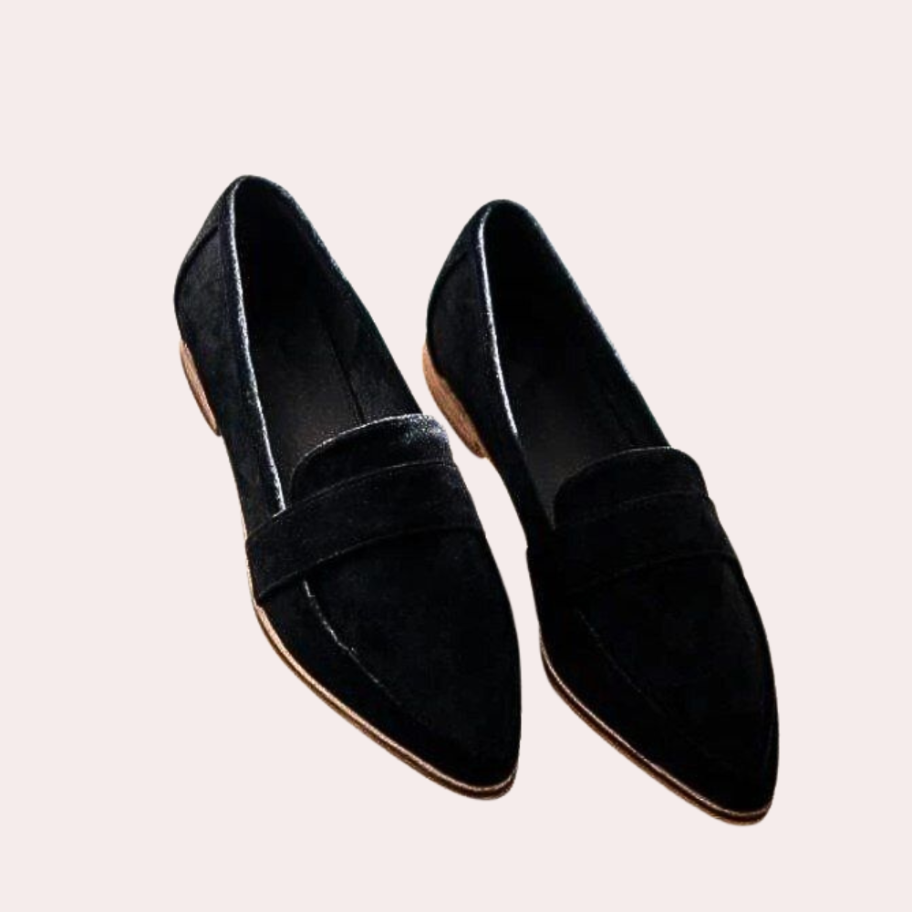 Damen Slipper aus Wildleder mit spitzer Zehenpartie und flachem Absatz