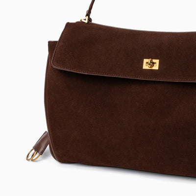 Clara – Elegante Damenhandtasche aus dunkelbraunem Wildleder mit goldfarbenem Drehverschluss