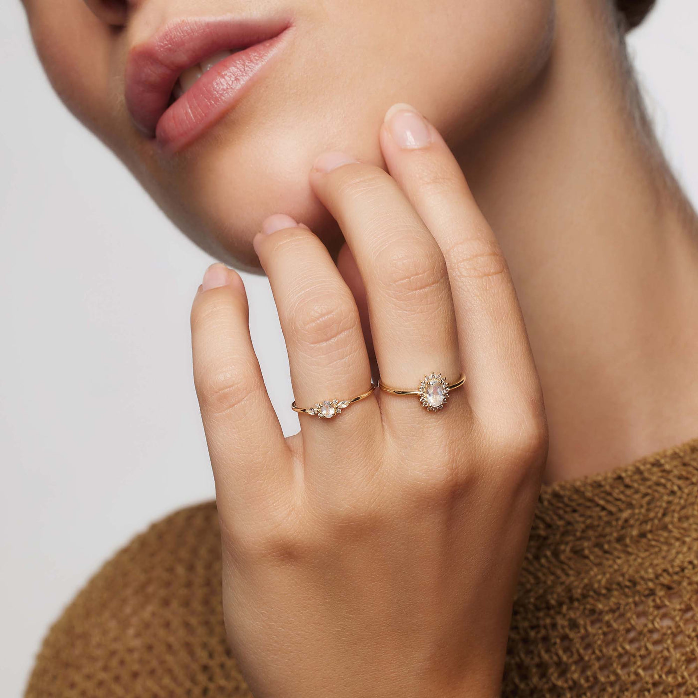 Mondstein Muse Ring | Gold