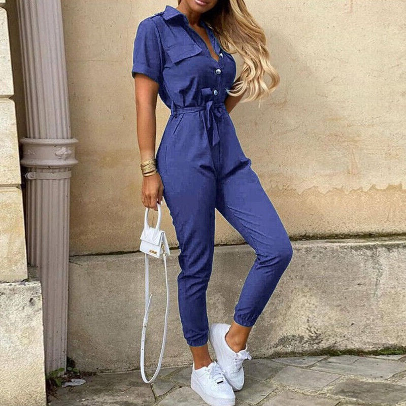 Damen Jumpsuit – Taillierter Schnitt mit Gürtel – Kurzarm – Streifenmuster – Knopfleiste