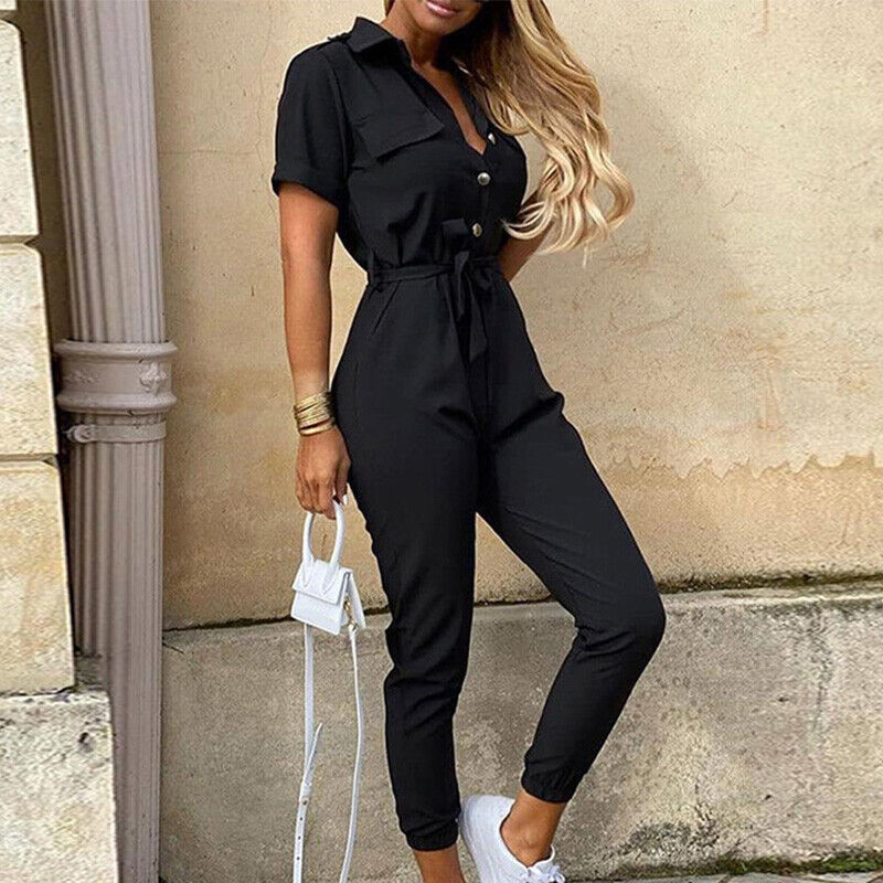 Damen Jumpsuit – Taillierter Schnitt mit Gürtel – Kurzarm – Streifenmuster – Knopfleiste