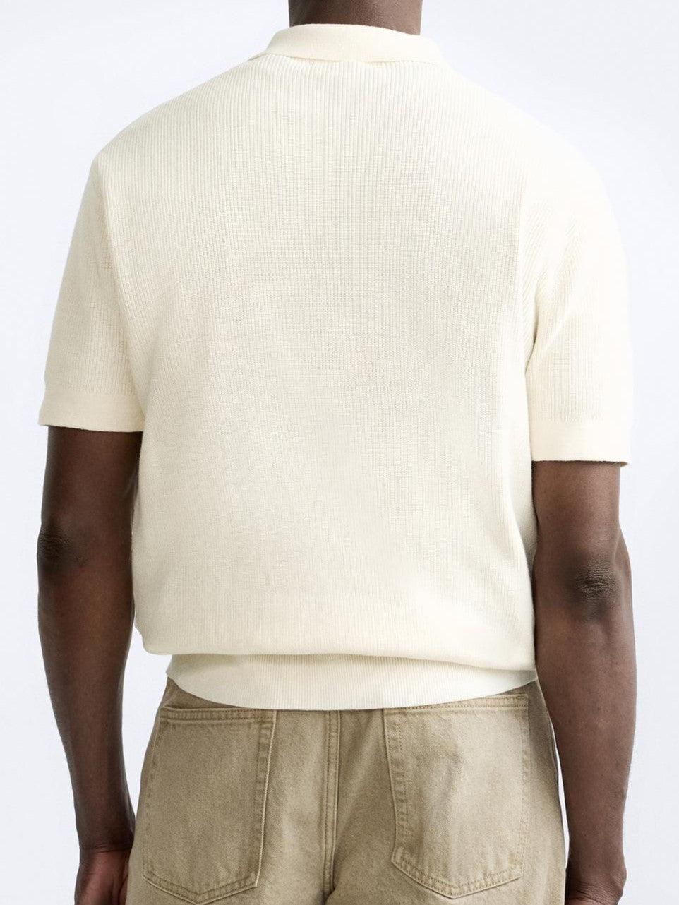 Elegantes Strickpolo mit Reißverschluss