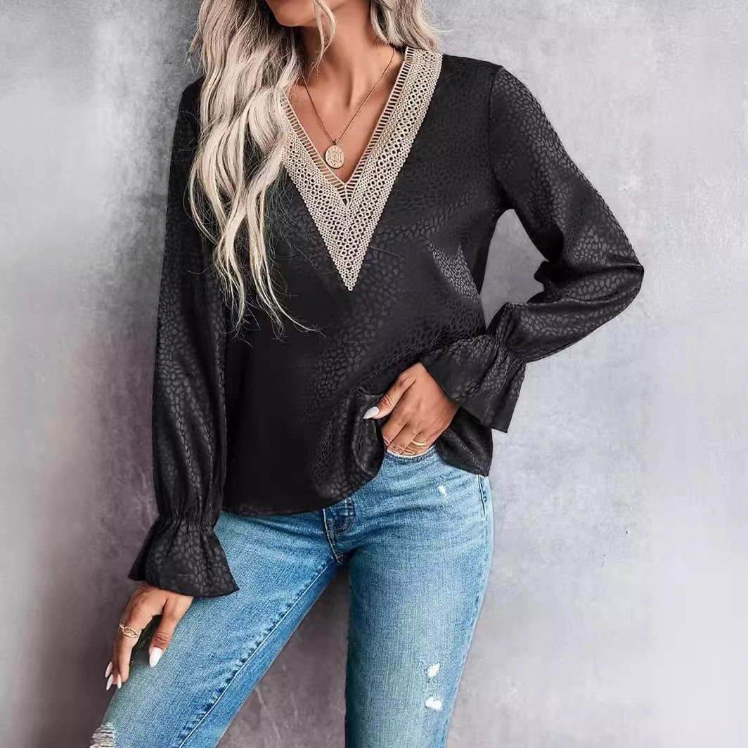 Schicke Bluse mit V-Ausschnitt und langen Ärmeln - trendig und schmeichelhaft
