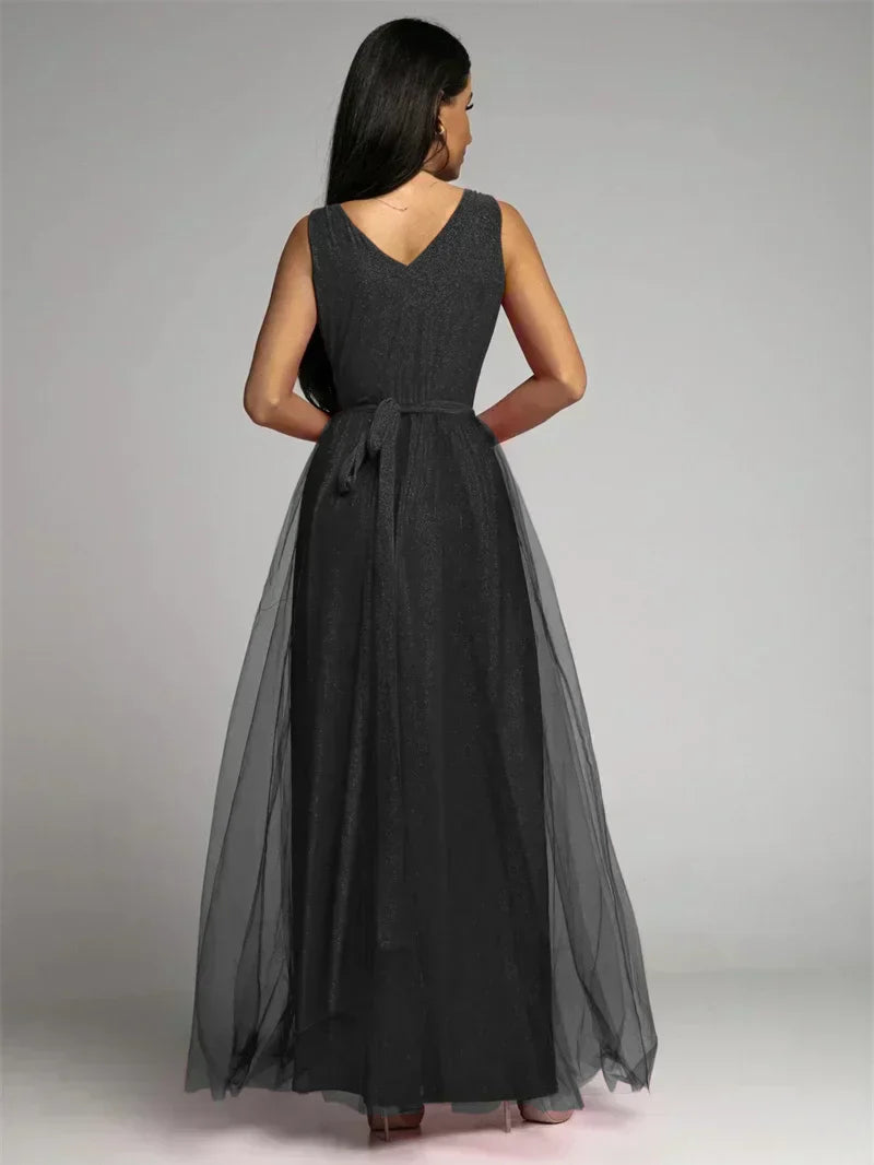 Elisa | Abendkleid mit Netzdetails und hohem Schlitz