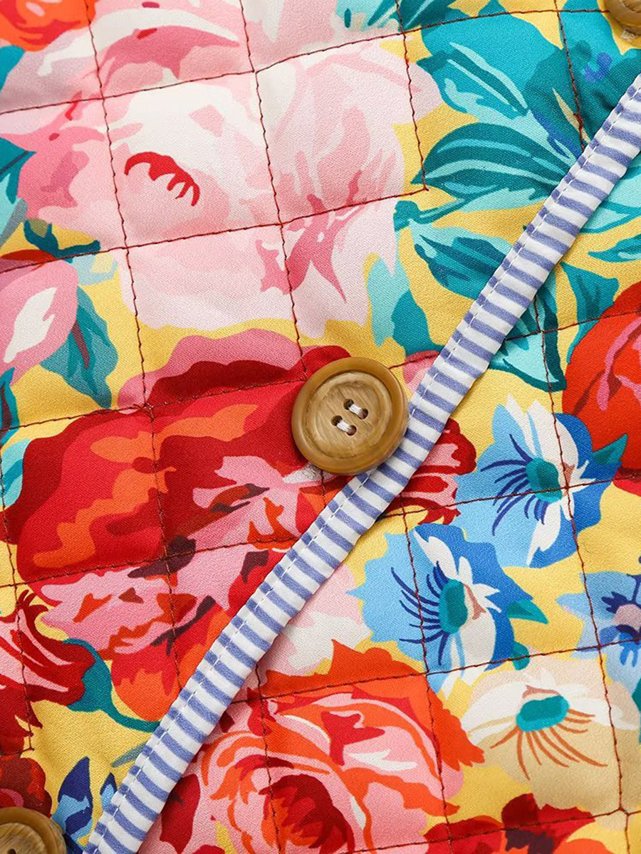 ColorCascade - Stylischer Mantel für den kommenden Frühling