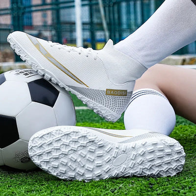 Herren Fußballschuhe | mit Spikes