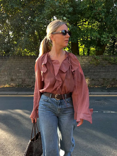 Transparente Volantbluse in Braun – Feminin, Elegant & Ausdrucksstark