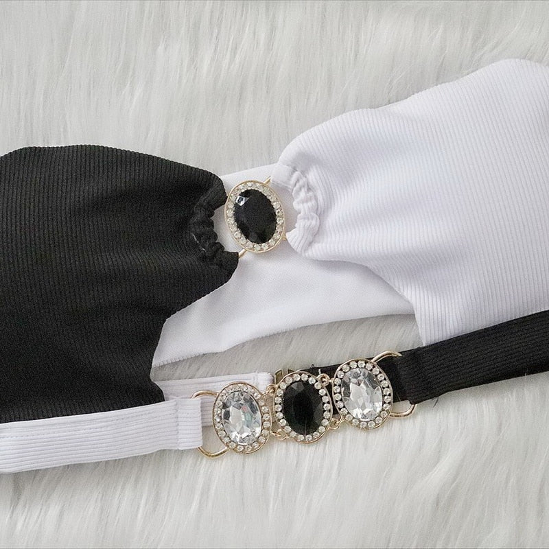 Bella - Funkelnde Eleganz & Sexy Ausstrahlung