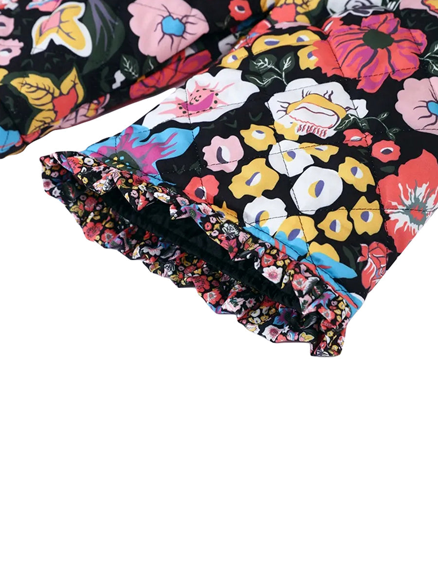 ColorCascade - Stylischer Mantel für den kommenden Frühling