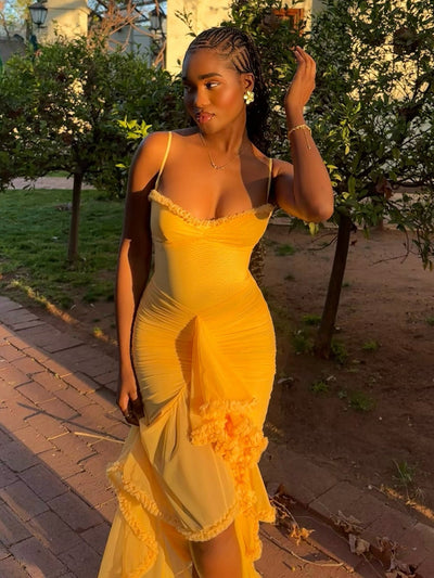 Trendiges Maxikleid mit Rüschen und Spaghettiträgern – Loyza