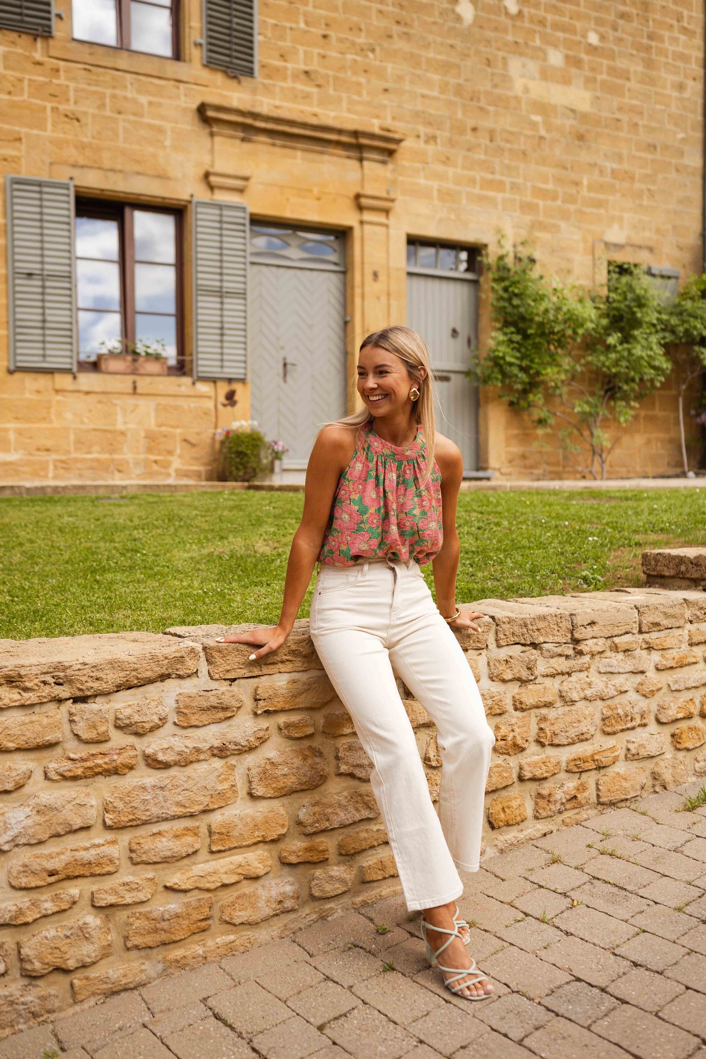 Juno | Top Yuna - mit rosa Blumen