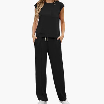 Zweiteiliges Sommer Set für Damen mit Kappärmeln und Taschen