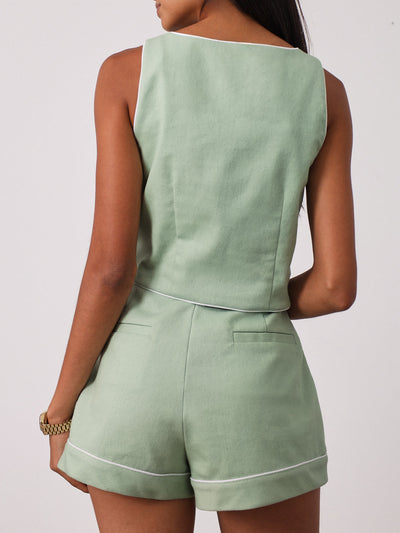 Mazikeen | Shola Perfect Fit Denim Shorts | Pistazie/Weiß