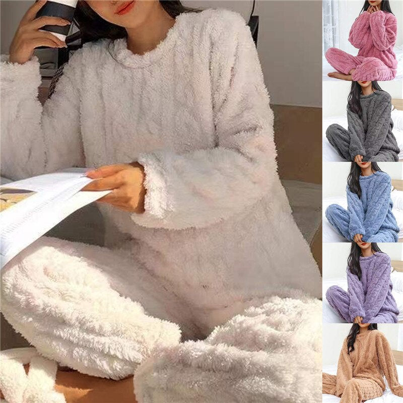 Patricia – Fleece Pyjama für Damen