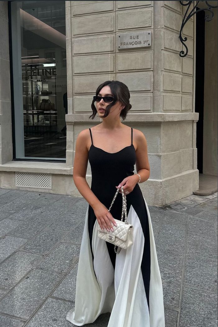 Viara - Getäfeltes Maxikleid