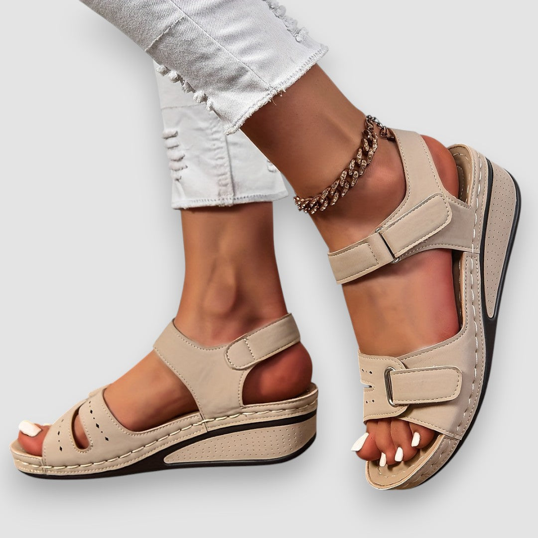 ZenMila | Moderne Orthopädische Damensandalen mit Komfort-Fußbett
