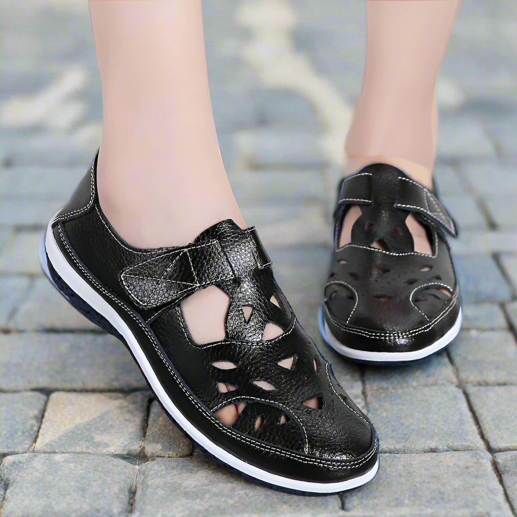 Alenora - Bequeme geschlossene Sandalen mit Fußbett