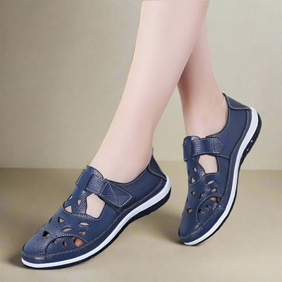 Alenora - Bequeme geschlossene Sandalen mit Fußbett