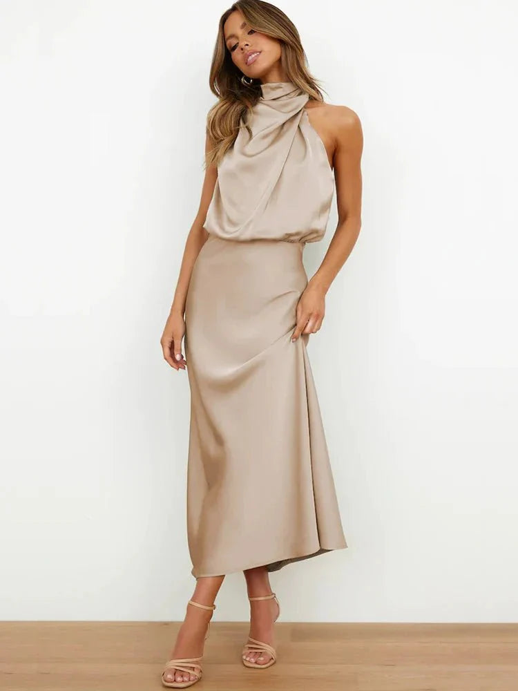 Alenya – Elegantes Satin Midi-Kleid mit asymmetrischem Ausschnitt