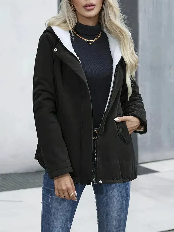 Dorothea | Eleganter Mantel mit Kapuze