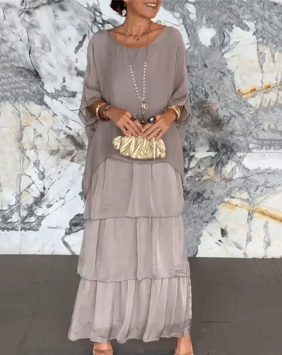 Calia - Lockeres Maxikleid mit Rundhalsausschnitt