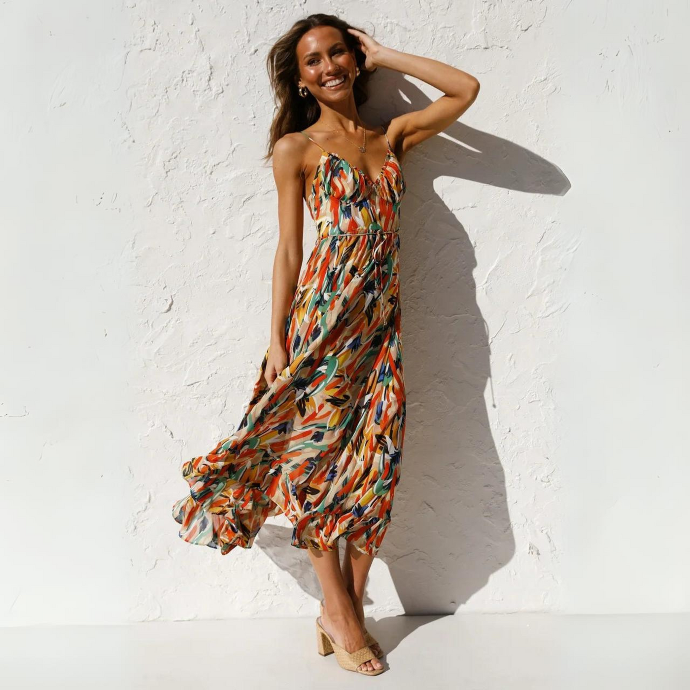 Sommerkleid mit Muster und Rückenfrei-Design – Elora