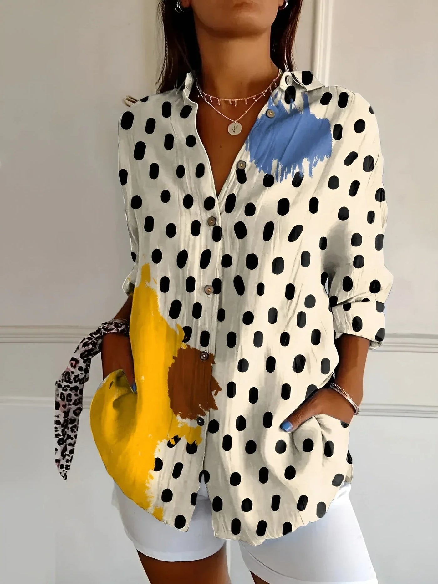 Damenbluse mit langen Ärmeln und floralem Muster