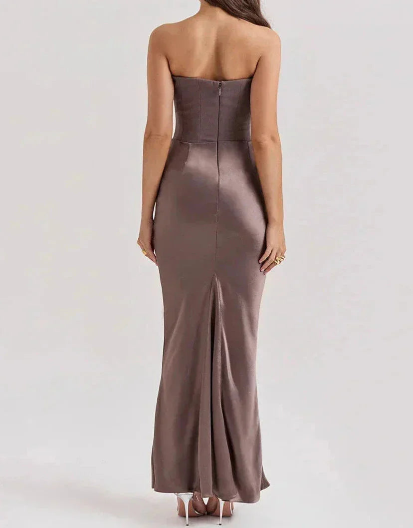Damen Maxikleid trägerlos mit elegantem Design