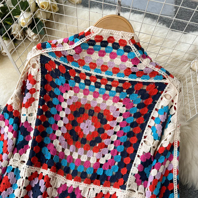 Olivia | Bunte Strickjacke für kreative Outfits