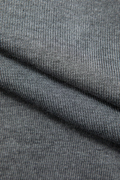 Anastasia | Zweiteiler-Set mit Cutout-Pullover & gerafftem Kleid