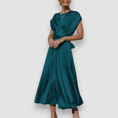 Beline | Glamouröses Satin-Kleid