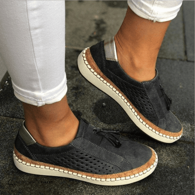 Klara – Stilvolle Orthopädische Slip-Ons