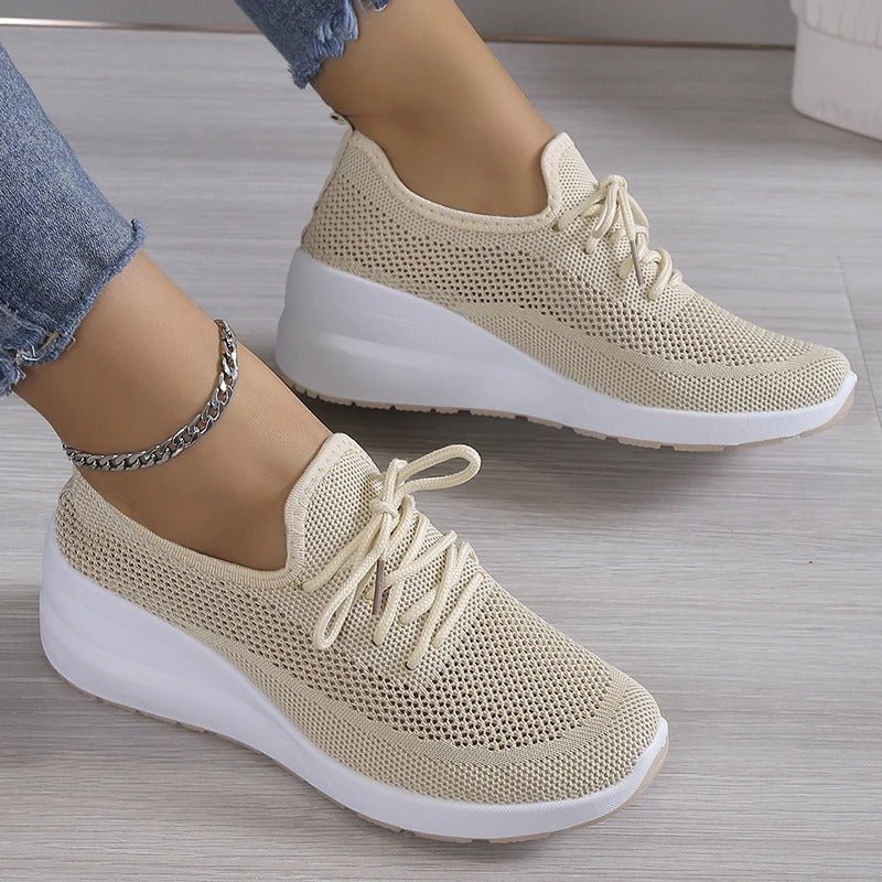Laura - Bequeme Sneakers mit Memory Foam und stützender Sohle